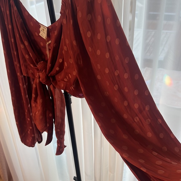 Fun polka-dot crop top ✨ - Picture 3 of 4